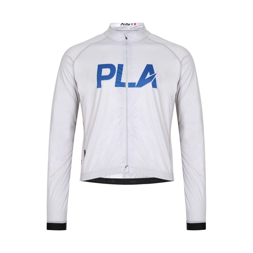 lightweight_windproof_and_water _resistent_jacket
